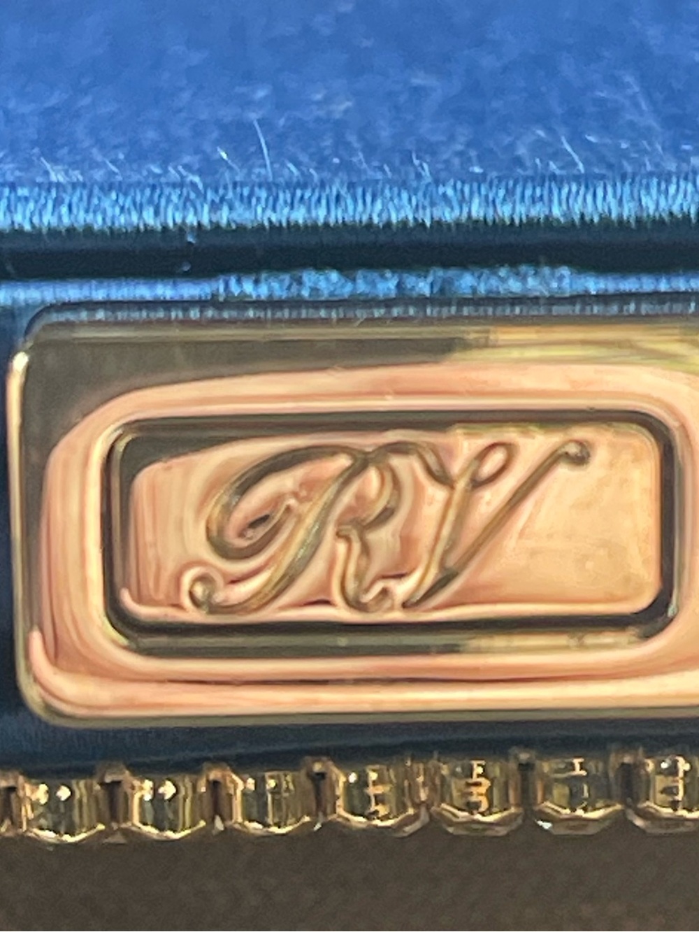 LIKE NEW ROGER VIVIER ROYAL BLUE SATIN CRYSTAL ELONGATED TUBE PILGRIM CLUTCH - Picture 6 of 13